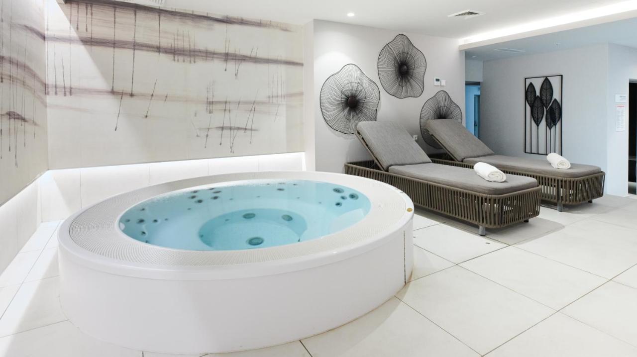פורץ Garden Suites Park Plava Laguna מראה חיצוני תמונה