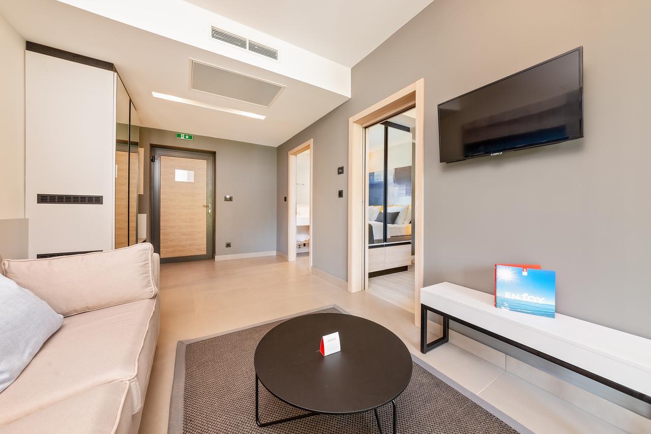 פורץ Garden Suites Park Plava Laguna מראה חיצוני תמונה
