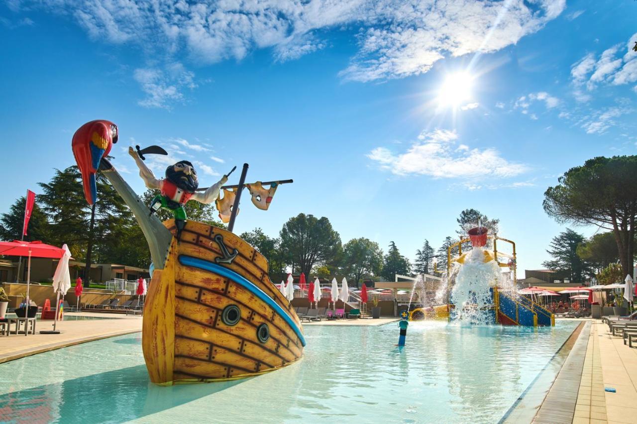 פורץ Garden Suites Park Plava Laguna מראה חיצוני תמונה